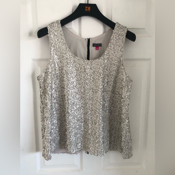Vince Camuto sequins top. - Picture 5 of 9
